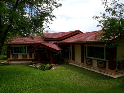 House 2 Bedrooms and 2 bathrooms in the hill only 4 km from Chiang Rai